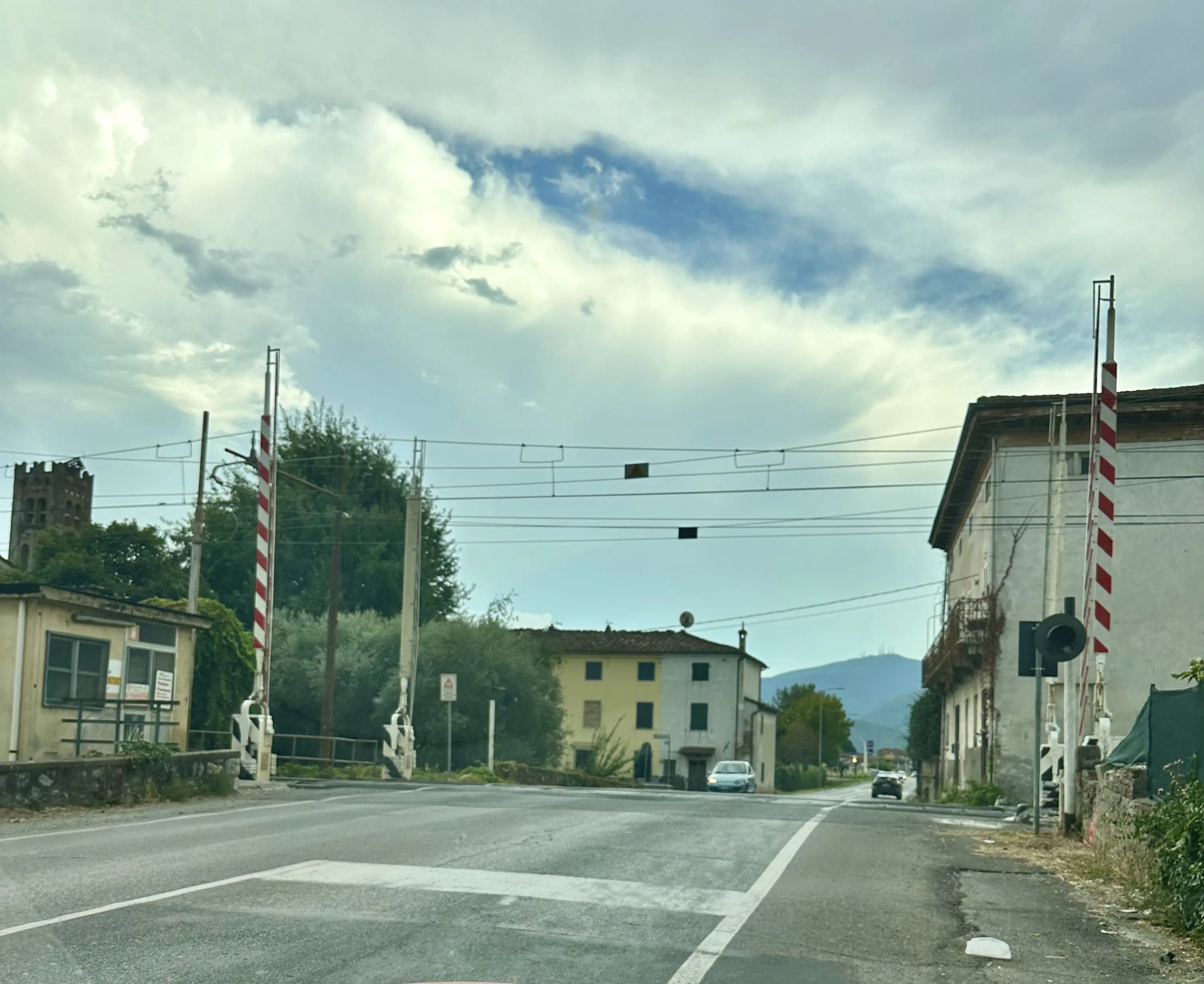 Passaggio a livello a Tassignano